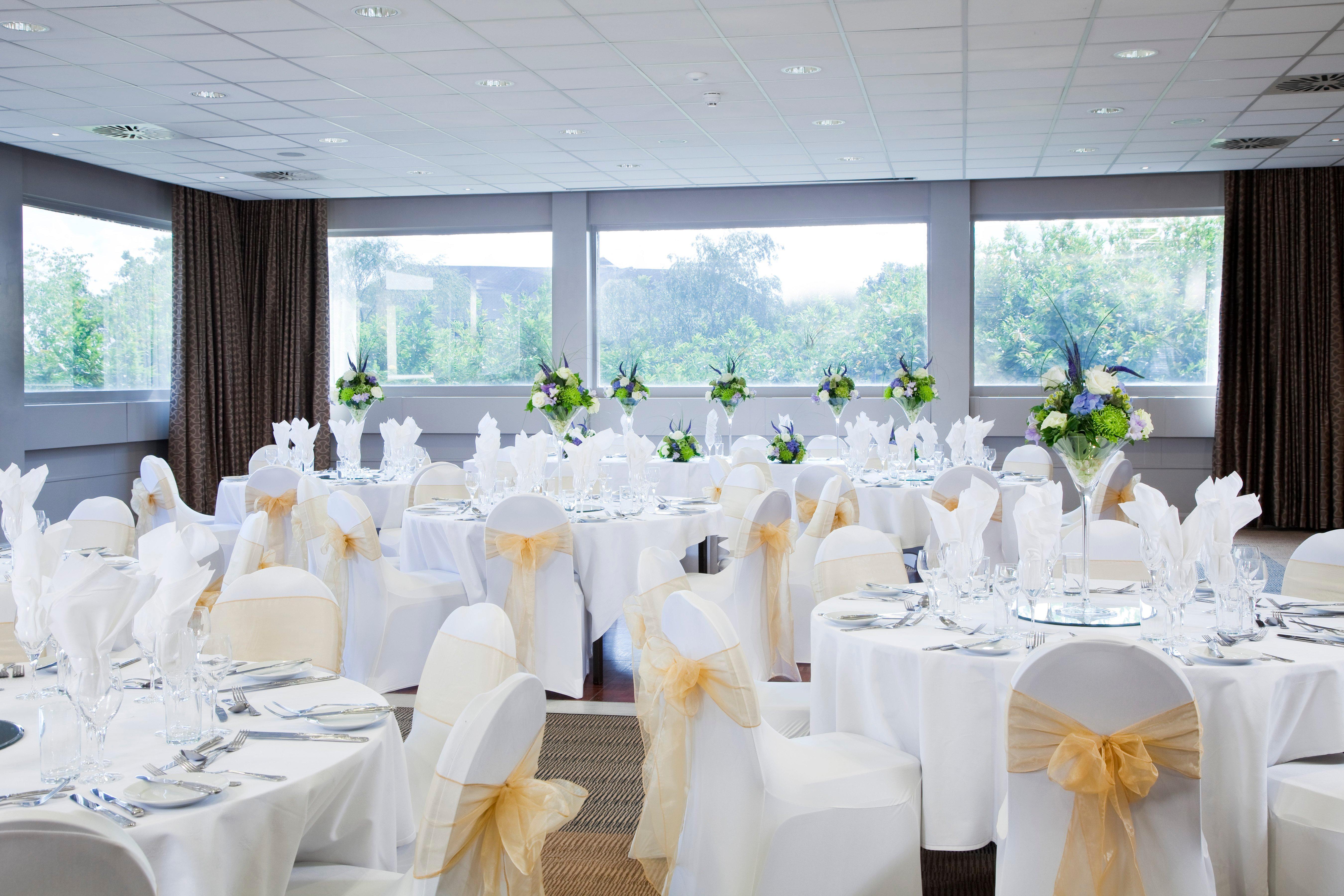 Holiday Inn Maidenhead Windsor, An Ihg Hotel Esterno foto