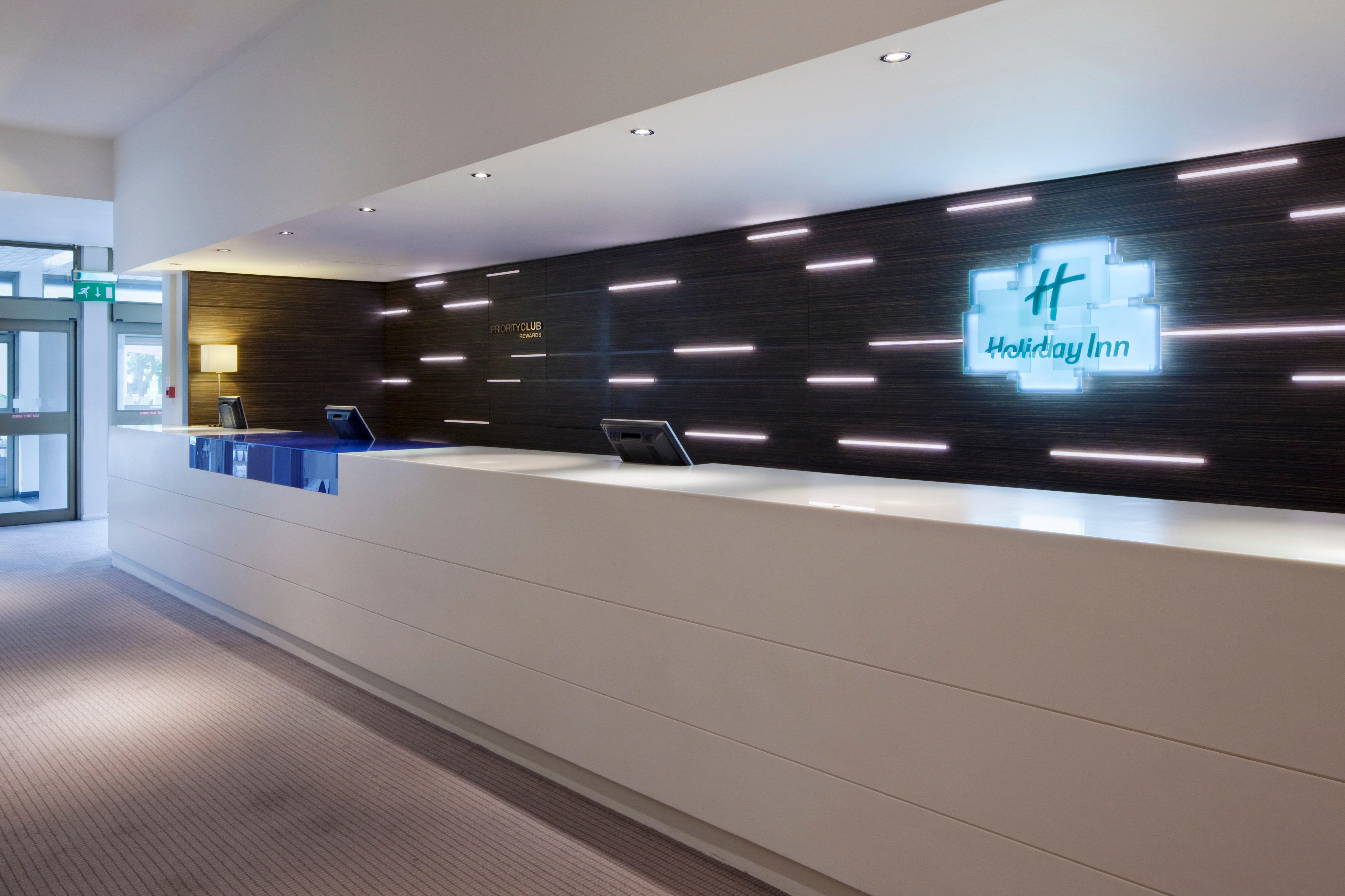 Holiday Inn Maidenhead Windsor, An Ihg Hotel Esterno foto